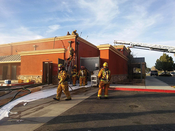 Blaze at Applebee’s causes evacuation of patron - Cover Image