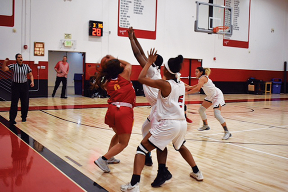 Lady Eagles fry the Roadrunnersng - Cover Image